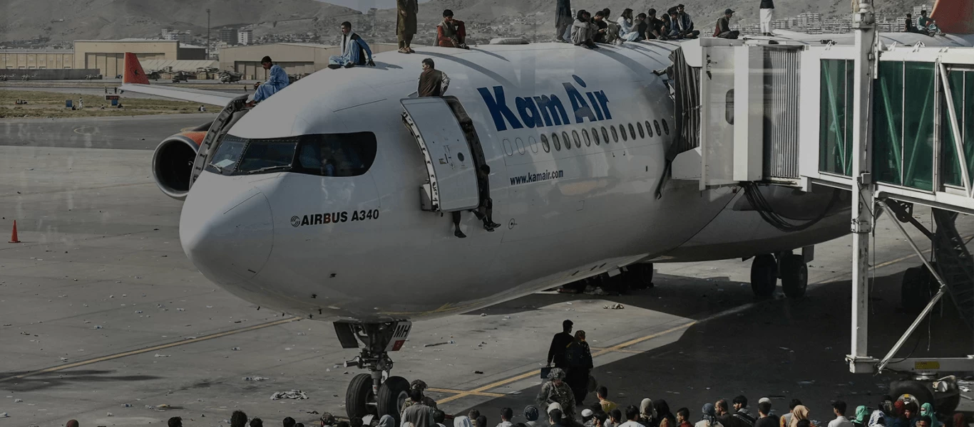 Φρίκη στο Αφγανιστάν: Εντοπίστηκαν ανθρώπινα λείψανα στο σύστημα προσγείωσης αμερικανικού C-17 (βίντεο)